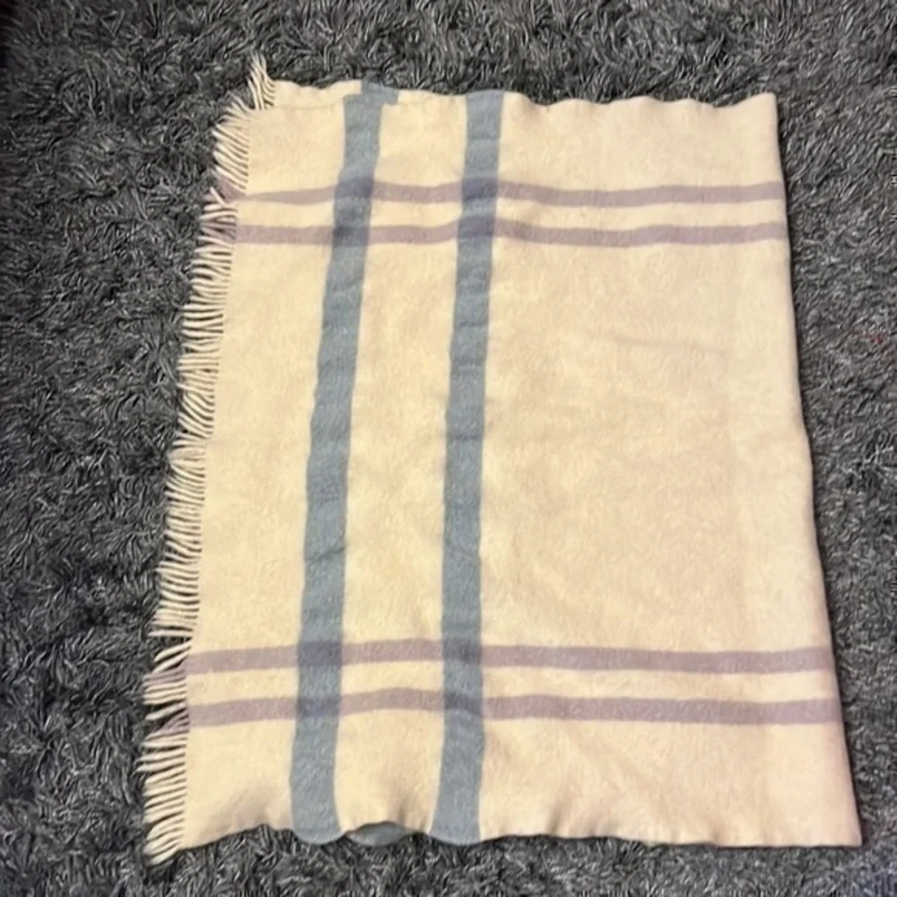 Vintage Samband Landau Iceland Pure Wool Blanket White Blue Purple Plaid